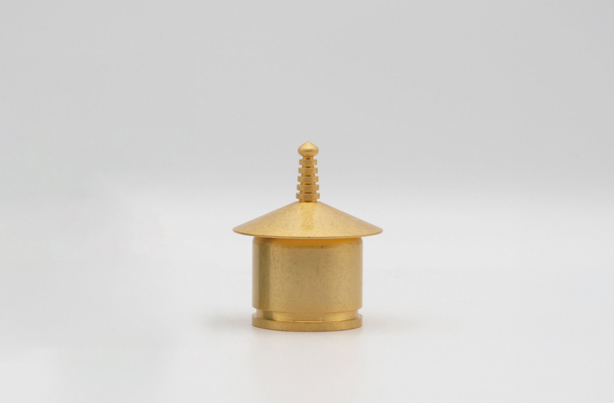 金銅塔つぼ | 音心具 - 新しい供養のかたち・仏具・仏壇 金銅塔つぼ | 音心具 - 新しい供養のかたち・仏具・仏壇